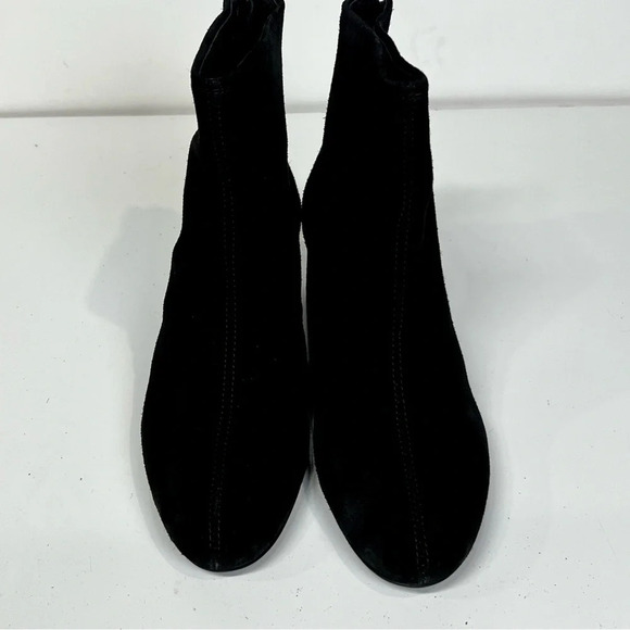 AGL‎ Black suede OLGA block heeled booties size 37/6.5-7US. - Picture 4 of 9
